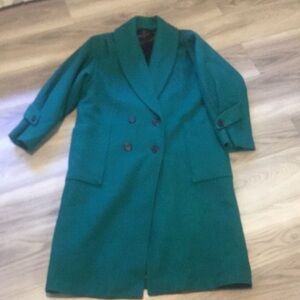 Elegant Green Women's Coat